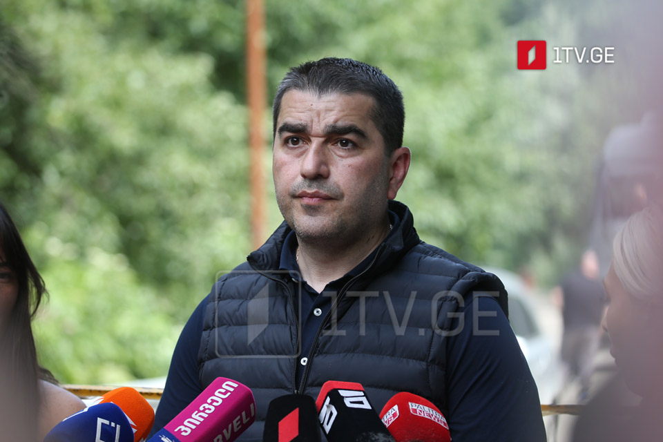 შალვა პაპუაშვილი – განსაკუთრებულ მადლობას ვუხდი ყველა იმ სტრუქტურას, რომელიც მაშინვე ჩაერთო თელავში სტიქიის შედეგების აღმოფხვრაში, მადლობა მოხალისეებს, კახეთის ყველა მუნიციპალიტეტსა და საკრებულოს