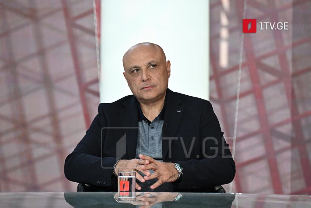 დავით ფანჯაკიძე – სიტყვა ბრაზის ან სიძულვილის გამოხატვის ყველაზე უწყინარი საშუალებაა, ამ სარქველსაც თუ დავხურავთ, სტიმულს ვაძლევთ უფრო მძიმე ფორმებს, არ შეიძლება, ვარეგულიროთ, ვინ რა უნდა ილაპარაკოს
