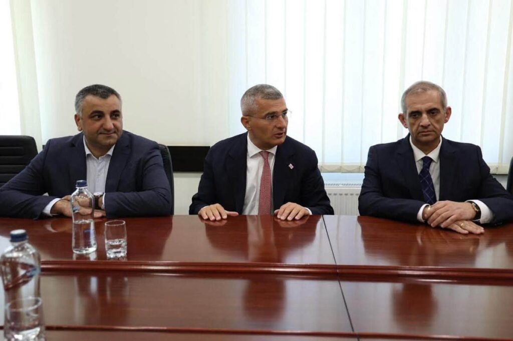 რეგიონული განვითარების მინისტრმა მცხეთა-მთიანეთის მუნიციპალიტეტების მერებსა და საკრებულოების თავმჯდომარეებს ახლად დანიშნული რწმუნებული წარუდგინა