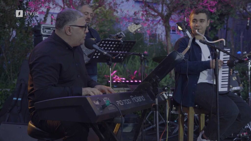 ზვიად ბოლქვაძე „მზესთან ერთად“ – 30 აგვისტოს, 23:00