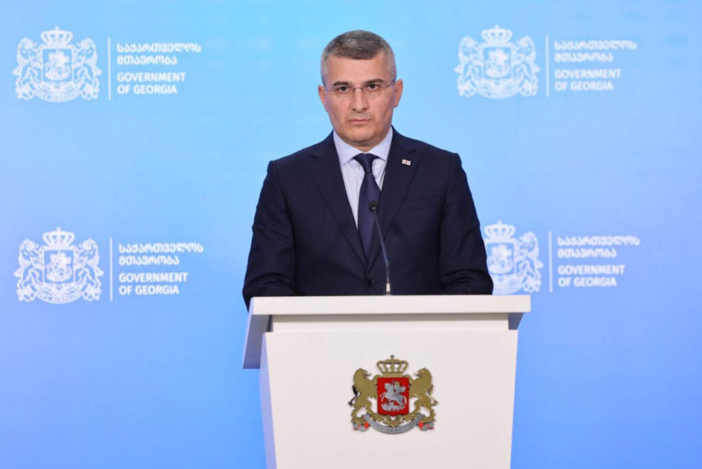 მამუკა მდინარაძემ რეგიონული განვითარების მინისტრის თანამდებობა დატოვა და პოლიტიკიდან წასვლის შესახებ განაცხადა