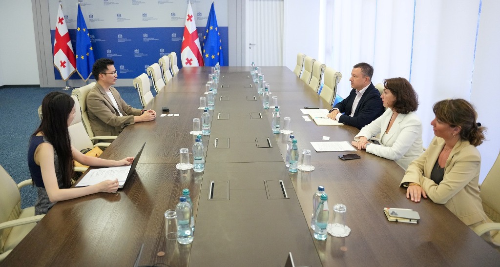 ირაკლი ნადარეიშვილი ჩინური ტექნოლოგიური ჯგუფის Trip.com Group-ის ვიცე-პრეზიდენტს შეხვდა