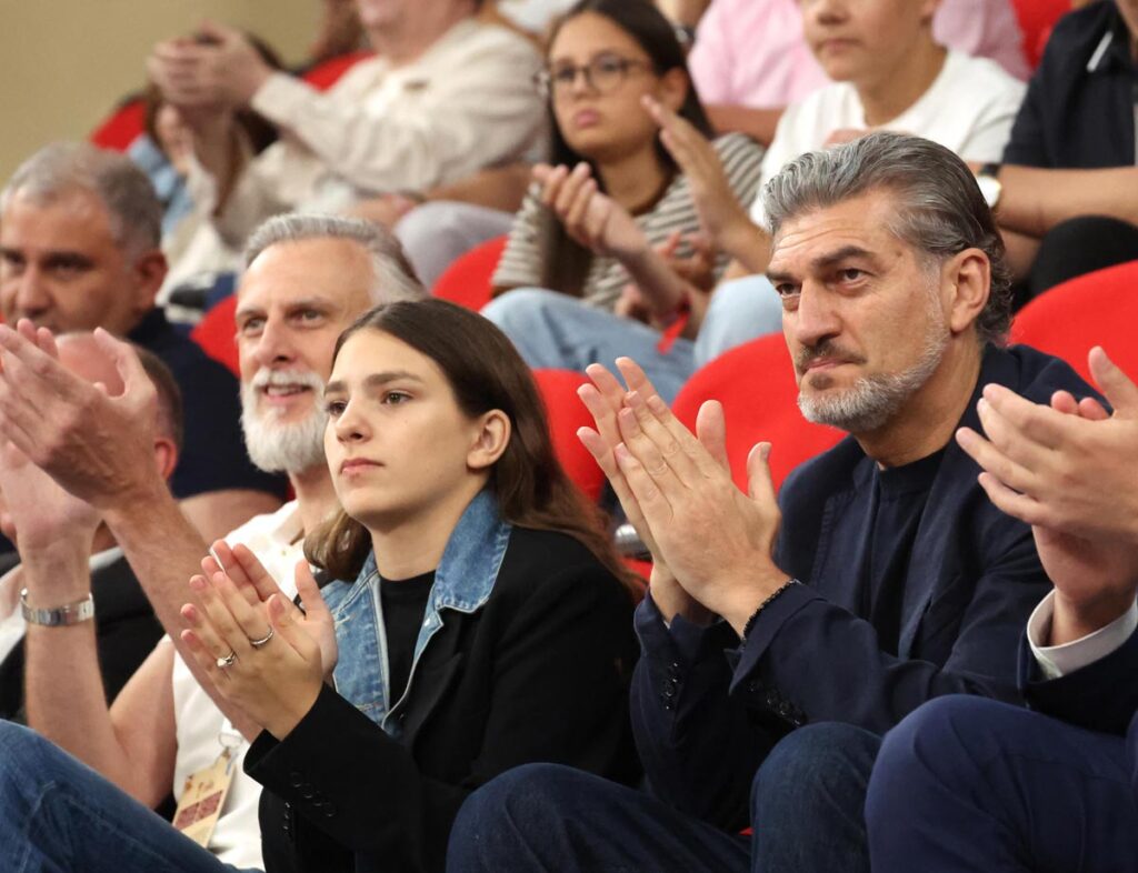 მიხეილ ყაველაშვილი საქართველო-მონტენეგროს საკალათბურთო მატჩს დაესწრო და ეროვნულ ნაკრებს გამარჯვება მიულოცა