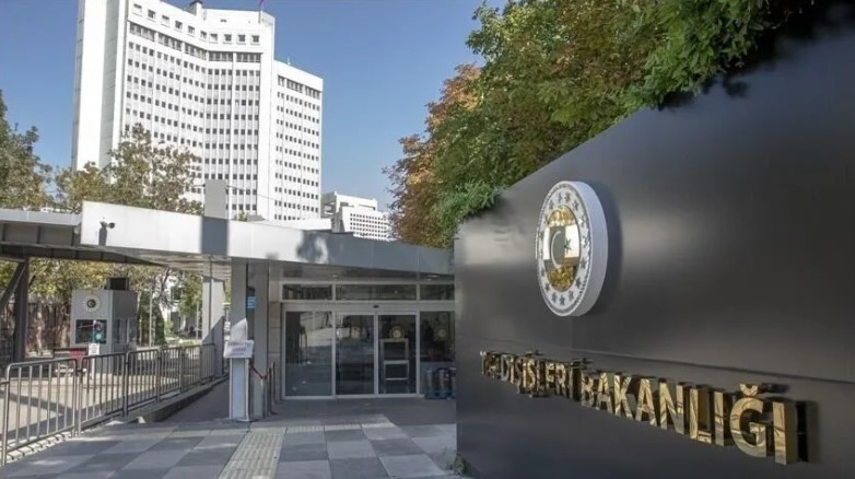 თურქული მედია – შავ ზღვაში გემებზე თავდასხმების გამო უკრაინის ელჩი თურქეთის საგარეო საქმეთა სამინისტროში დაიბარეს