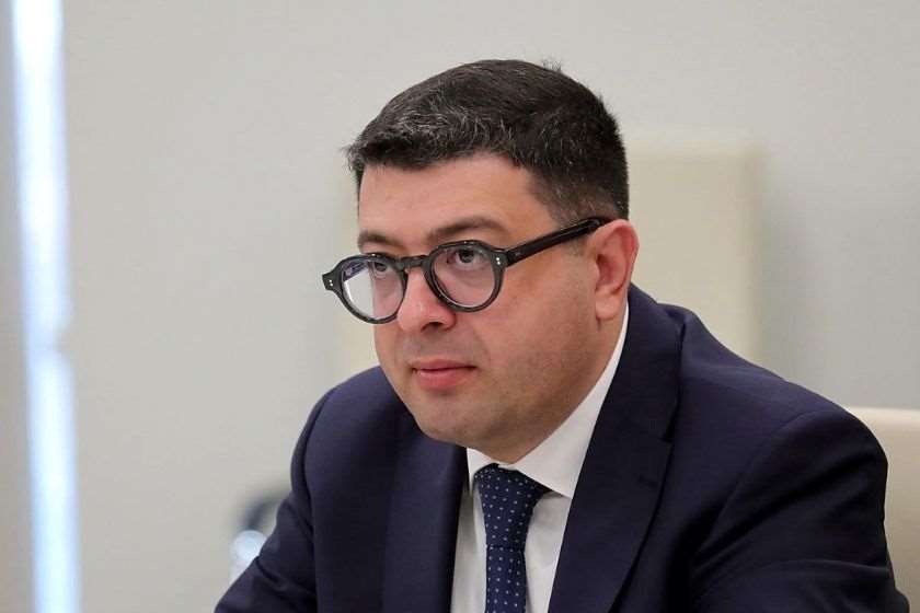 დიმიტრი სამხარაძე – ღარიბაშვილის არცერთი სიტყვა რაციონალურ მსჯელობას არ ექვემდებარება, პიროვნული, პოლიტიკური და ადამიანური ტრაგედიაა, რაც მის თავს ხდება