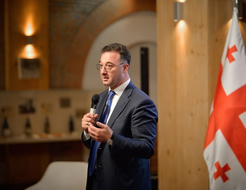 დავით სონღულაშვილი – პროექტი „ჩემი პირველი ნერგი“ 22 ოქტომბერს დაიწყება და ერთი თვის განმავლობაში გაგრძელდება, საკუთარ პირველ ნერგს 41 000 პირველკლასელი დარგავს