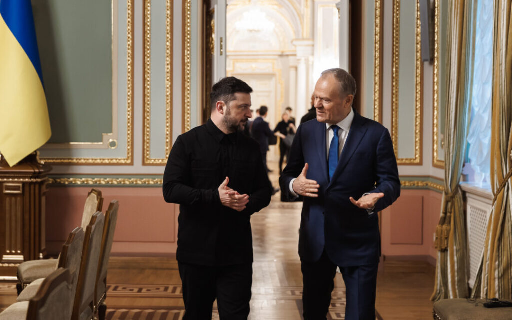 დონალდ ტუსკი და ვოლოდიმირ ზელენსკი „კარპატების ინტეგრაციის ინიციატივის“ სამიტის ფარგლებში ორმხრივ მოლაპარაკებებს გამართავენ
