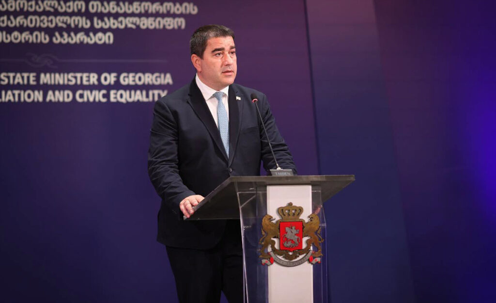 შალვა პაპუაშვილი – საქართველოს სჭირდება თაობა, რომელსაც ექნება საკუთარი ქვეყნის სიყვარულიც, ისტორიული მეხსიერებაც და საკმარისი სიბრძნეც, რომ სხვის მიერ დაწერილი სცენარის მონაწილე არასოდეს გახდეს