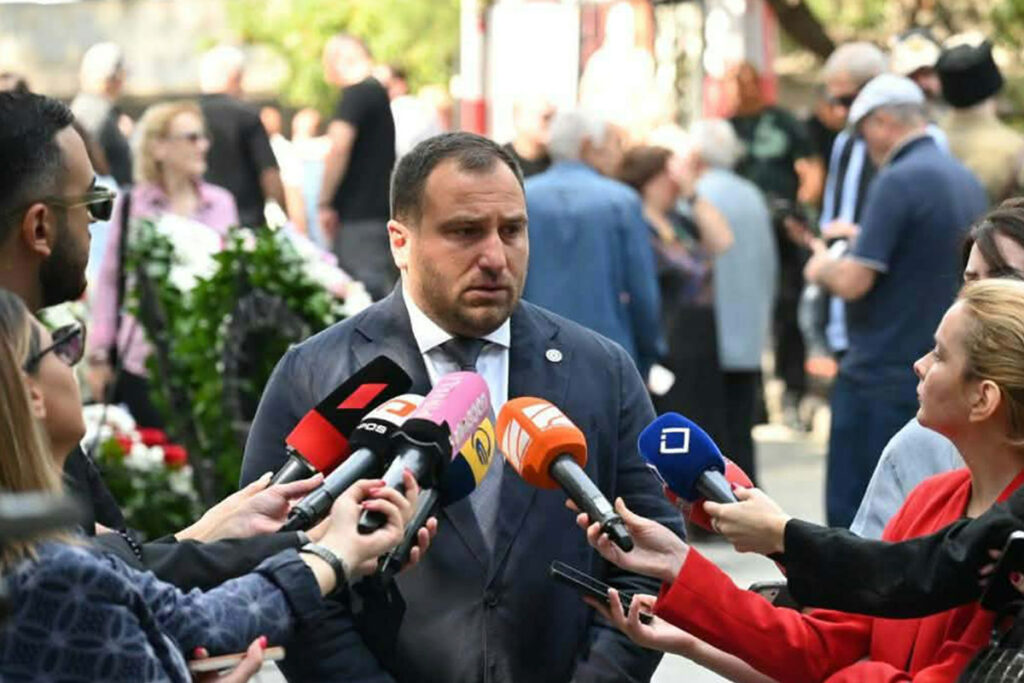 ირაკლი კირცხალია – გმირების ხსოვნა გვავალდებულებს, მხოლოდ მშვიდობით და ურთიერთშერიგებით დავიბრუნოთ ჩვენი აფხაზი და ოსი დები და ძმები