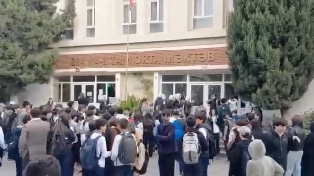 „ბიბისის“ აზერბაიჯანული რედაქცია - აზერბაიჯანის სკოლებში ჰიჯაბის ტარების აკრძალვას საპროტესტო აქციები მოჰყვა