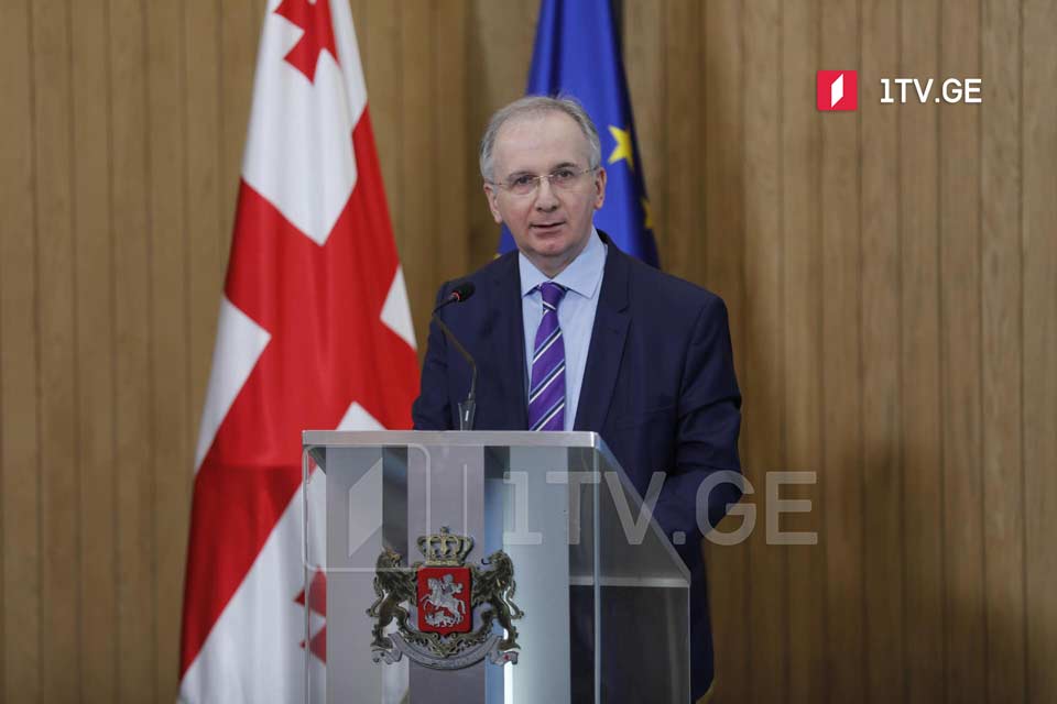 გოჩა ლორთქიფანიძეს, ჰაგიის სისხლის სამართლის სასამართლოსთან ერთად, სახაროვის პრემია მიენიჭა