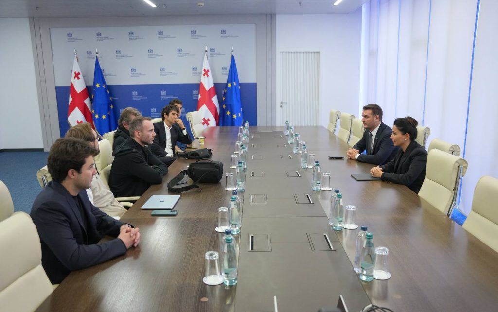 მარიამ ქვრივიშვილი ბლოკჩეინ ტექნოლოგიებზე დაფუძნებული მსოფლიოს უდიდესი პლატფორმის, Tether-ის თავმჯდომარესა და მთავარ აქციონერს ჯანკარლო დევაზინის შეხვდა