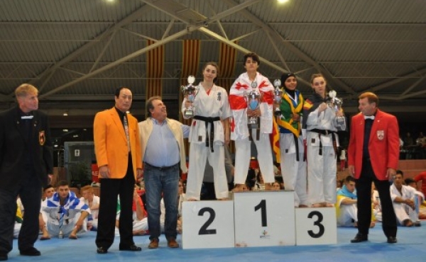 Камала Мамедова стала чемпионкой Европы по кёкусинкай каратэ