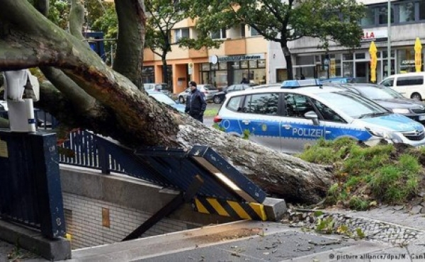 В Европе из-за урагана "Герварт" погибли 6 человек