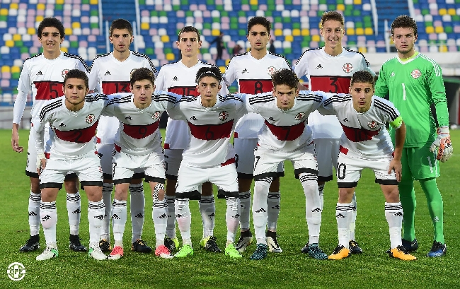 Сборная Грузии по футболу (U17) лет начала с победы