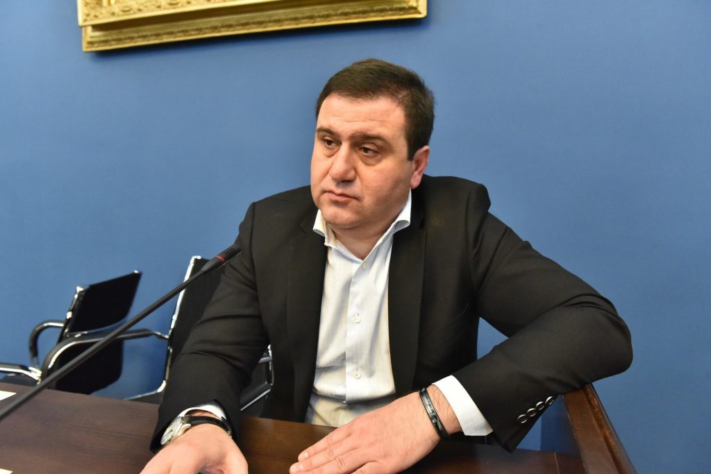 Леван Коберидзе – Важно, чтобы инициатива президента была направлена на потребителей наркотиков, срок наказания которых является малым