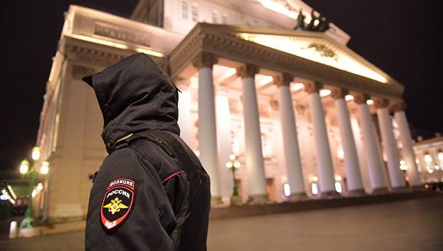 Из ГУМа и «Метрополя» в Москве эвакуировали пять тысяч человек