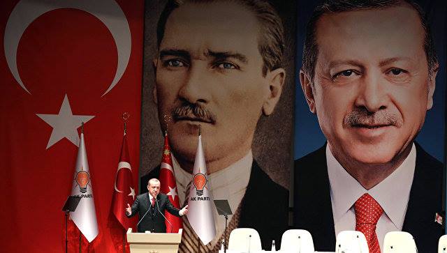 Турция отозвала сорок военных с учений НАТО после скандала с фото