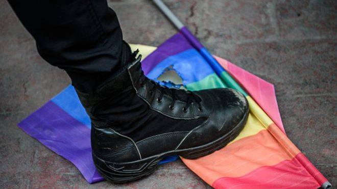 Ankarada LGBT icmasının bütün festivalı, film nümayişi, forumu və sərgisi qadağan edildi