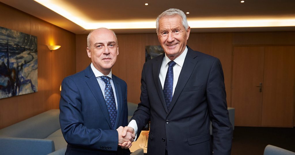 На встрече с грузинским дипломатом, генеральный секретарь Совета Европы  особое внимание проявил к проблеме ограничения образования на родном языке на оккупированных территориях Грузии