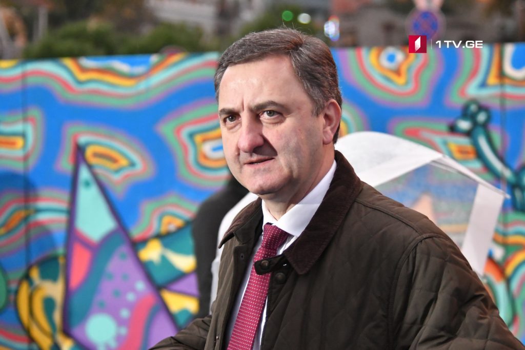 Ладо Чантурия – Передача премьеру фрагмента Берлинской стены подчеркивает особый характер грузино-немецких отношений
