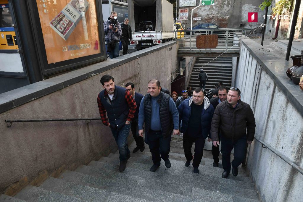 Продолжается благоустройство подземных переходов в Тбилиси