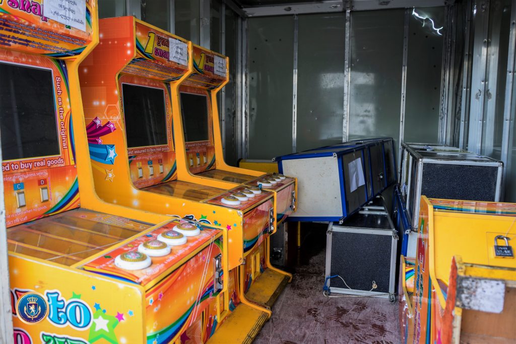 Следственная служба изъяла незаконно размещенные игральные автоматы
