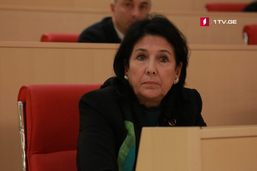Salome Zurabişvili - Milli Hərəkat və Avropa Gürcüstanı üzvlərindən sualın sakit verilməsini ilk dəfə gördüm