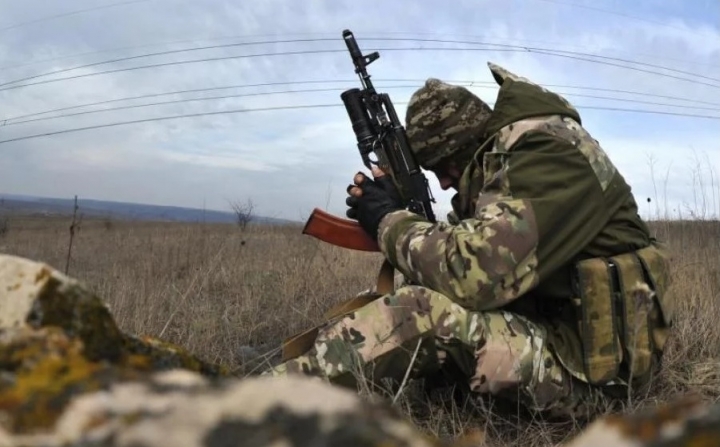 На Востоке Украины погибли двое военных