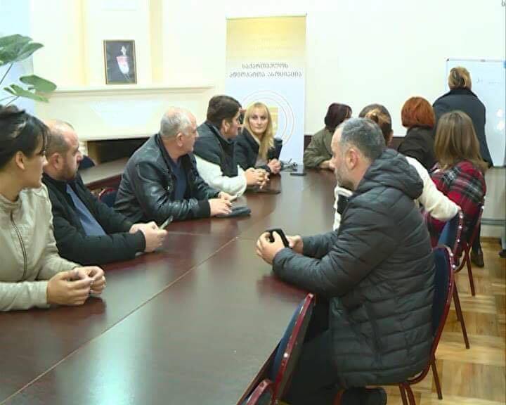 Члены Ассоциации адвокатов в Кутаиси выражают поддержку Давиду Асатиани