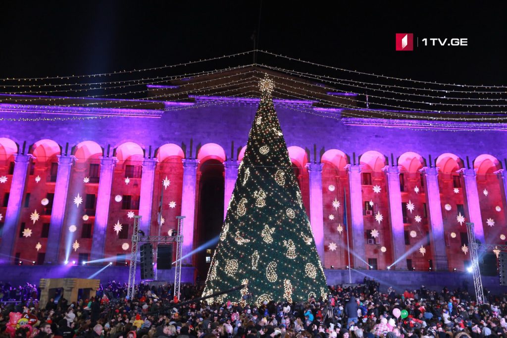 Мэрия Тбилиси распространяет информацию о запланированных сегодня новогодних мероприятиях