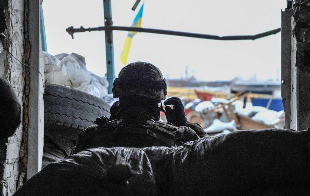 На Донбассе во время столкновений за сутки погибли 4 украинских военных, двое ранены