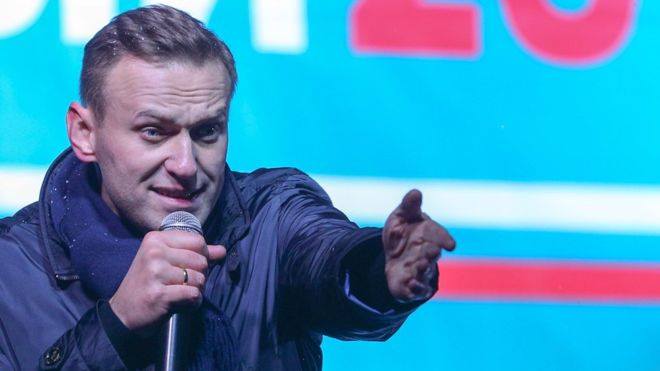 Сторонники Навального официально выдвинули его в президенты