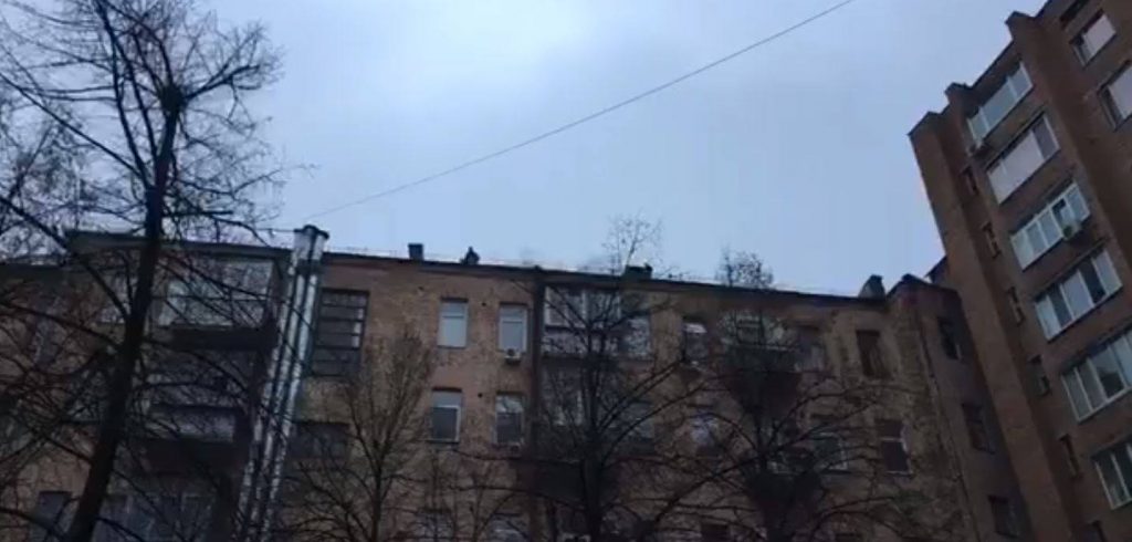К дому Михаила Саакашвили в Киеве прибыли машины скорой помощи и  пожарной службы (видео)