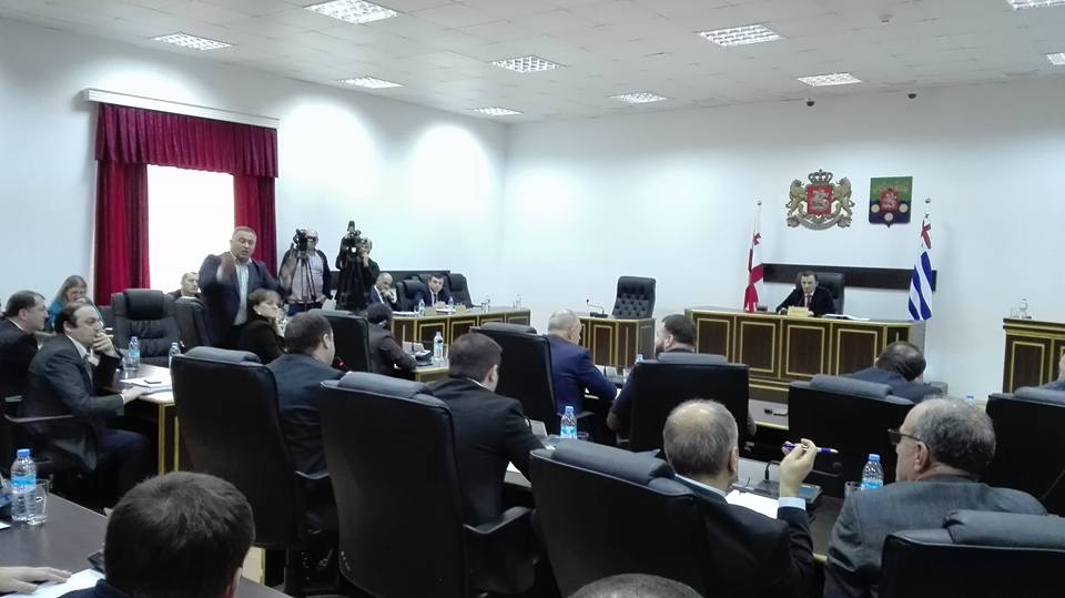 Противостояние премьера и Мелия стало причиной спора на заседании Верховного Совета Аджарии