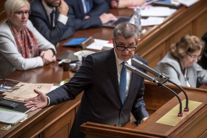 Парламент Чехии выразил недоверие правительству Бабиша