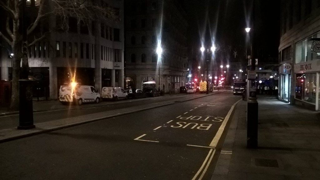 1500 человек эвакуированы в центре Лондона из-за утечки газа