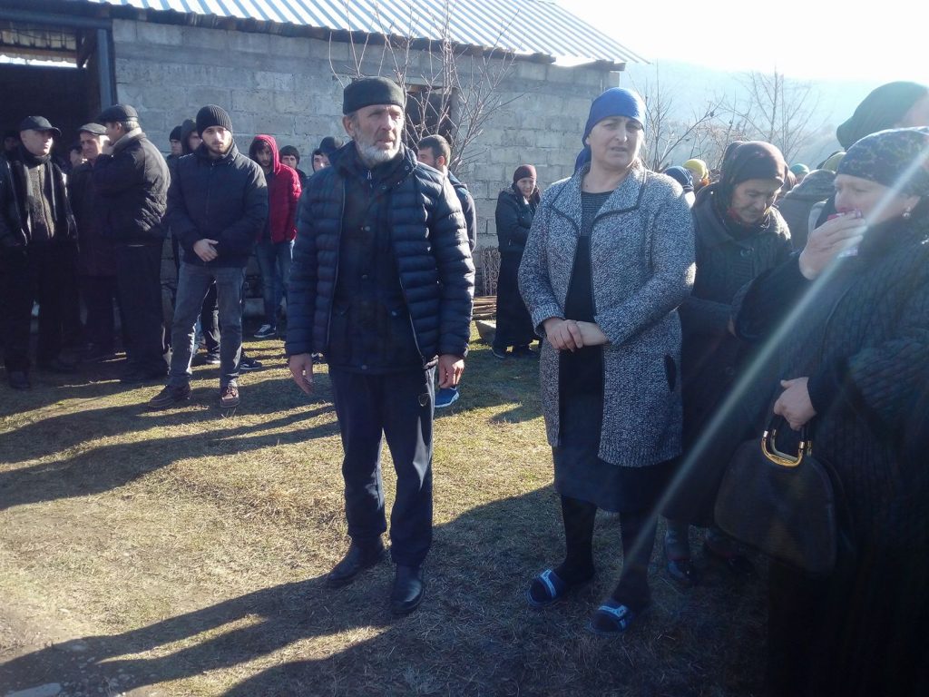 Семья Темирлана Мачаликашвили примет решение о встрече с Ираклием Шотадзе после консультаций со старейшинами