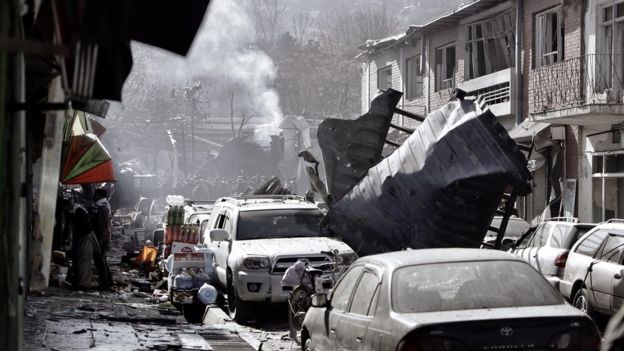 Количество жертв теракта в Кабуле возросло до 95 человек
