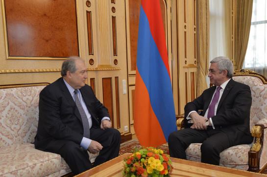 Серж Саргсян представил Армена Саргсяна кандидатом в президенты Армении