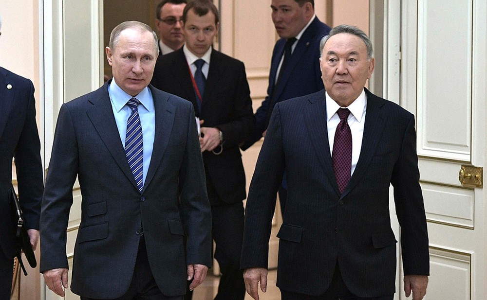 Rusiya və Qazaxıstan prezidentləri arasında telefon danışığı oldu