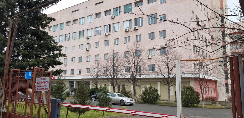 В клинике имени Гудушаури заявляют, что Додо Гугешашвили сегодня не переведут в палату