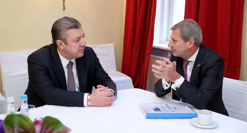 Еврокомиссар Йоханнес Хан приветствует прогресс в отношениях Грузии-ЕС