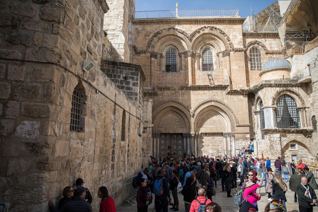 Храм гроба Господня в Иерусалиме открыл свои двери после трех дней протестов