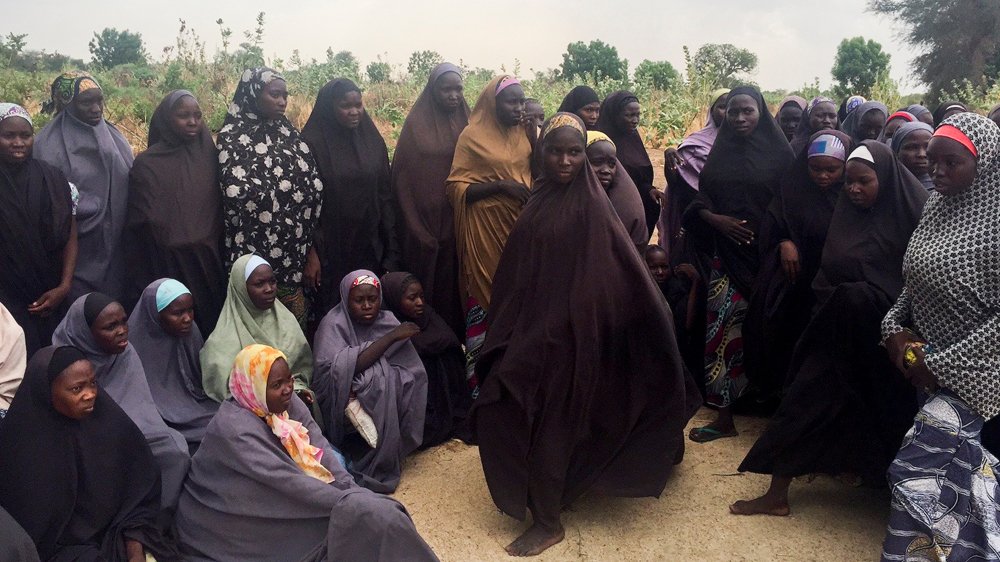 Nigeriyada islamist qruplaşmasının üzvləri tərəfindən qaçırdılan şagird qızlar azad edildilər