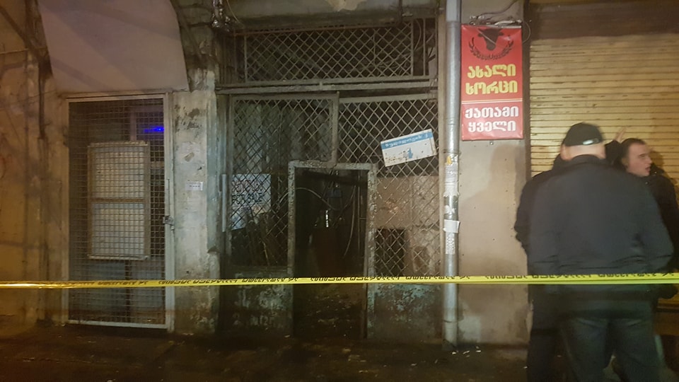 Թբիլիսիում, Խուդադովի փողոցում հրդեհը մեկուսացված է. Մահացել է 59 տարեկան տղամարդ