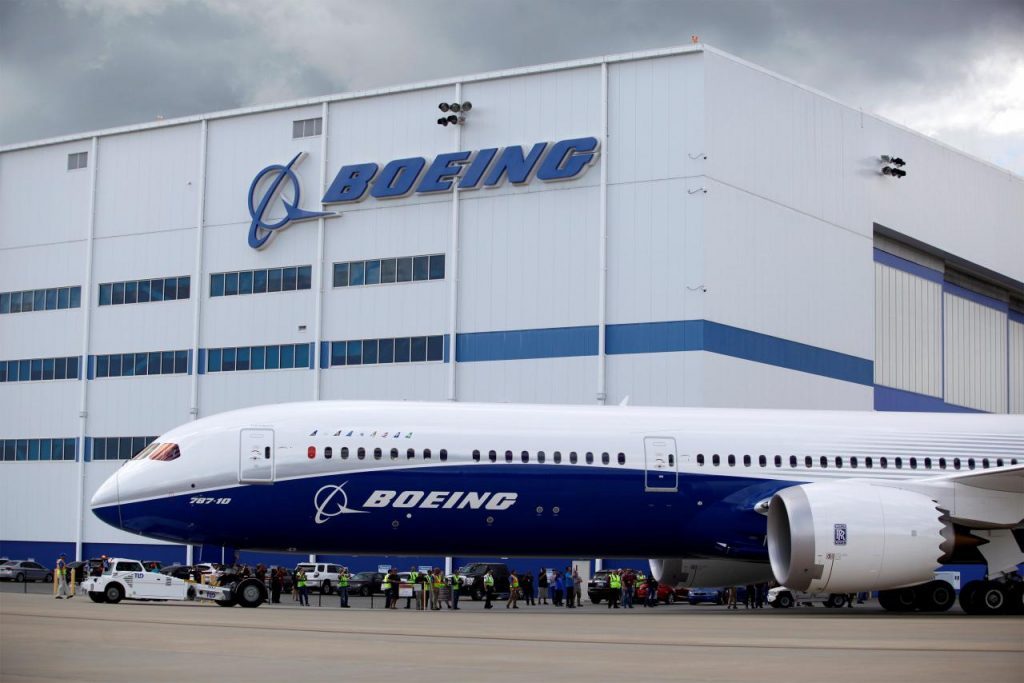 "Boeing" kiberhecumun qurbanı oldu