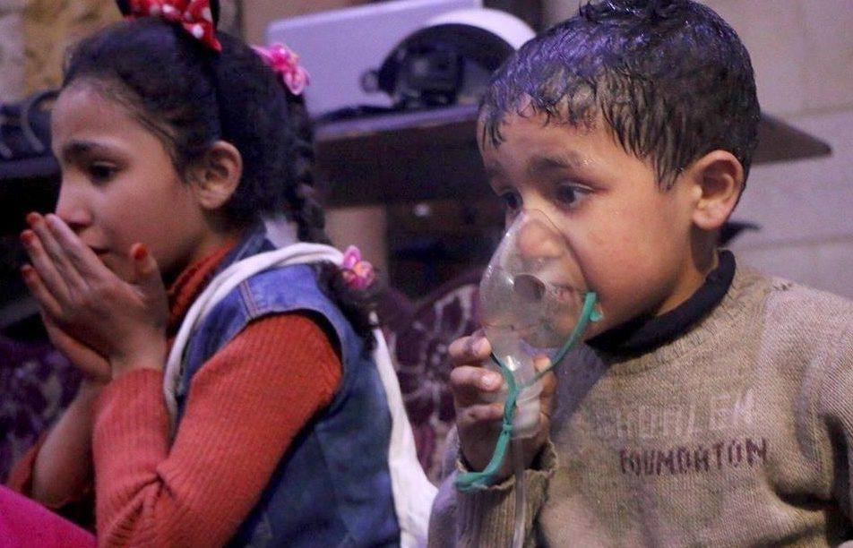 Около 500 человек обратились к врачам в Сирии с признаками химического воздействия