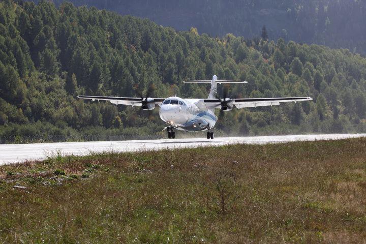 Gürcüstanda Daxili uçuşlar bahalandı