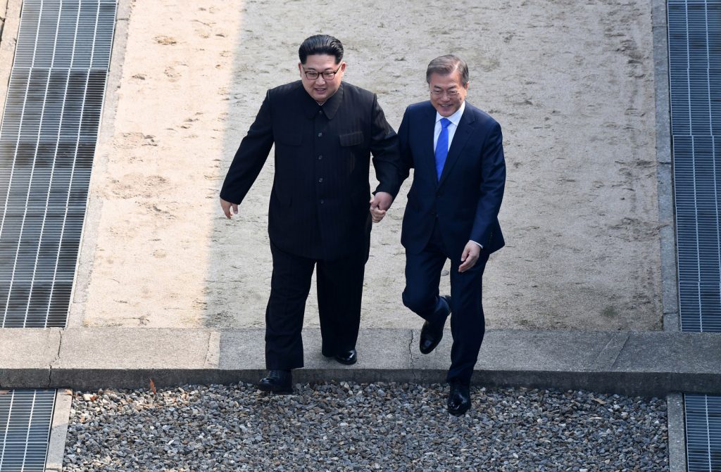 North and South Korean leaders hold historic meeting